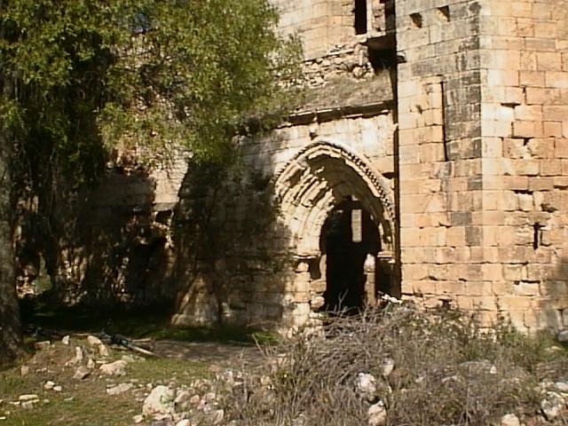 Retiendasbonesval1.jpg (78140 bytes)